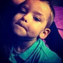 Hugo participe au concours pour gagner de l'argent avec cette photo :