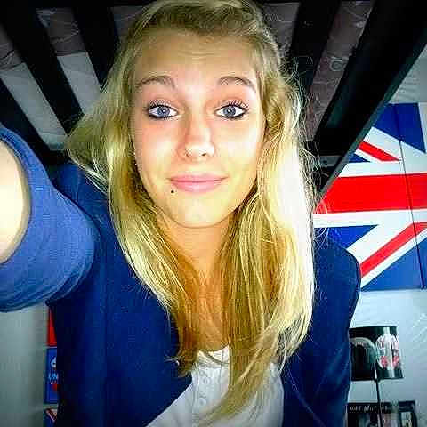 Dinalhee participe au concours pour gagner de l'argent avec cette photo :