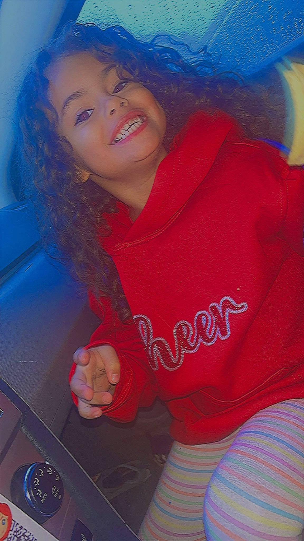 Da'Lylah is registered to the contest to win money with this photo: automotive_lighting, cool, electric_blue, eye, face, finger, flash_photography, fun, hair, happy, head, joy, leisure, lip, magenta, mouth, organ, person, sleeve, smile