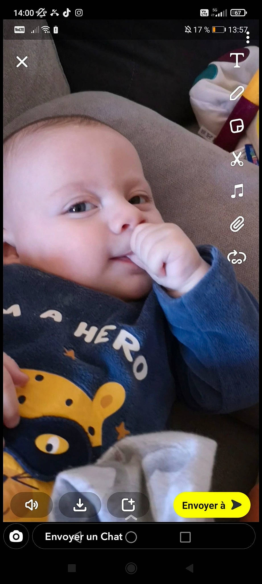 Emilio participe au concours pour gagner de l'argent avec cette photo : baby, baby_toddler_clothing, cheek, chin, eyebrow, eyelash, face, facial_expression, finger, gesture, happy, head, iris, lip, mouth, nose, person, product, skin, sleeve