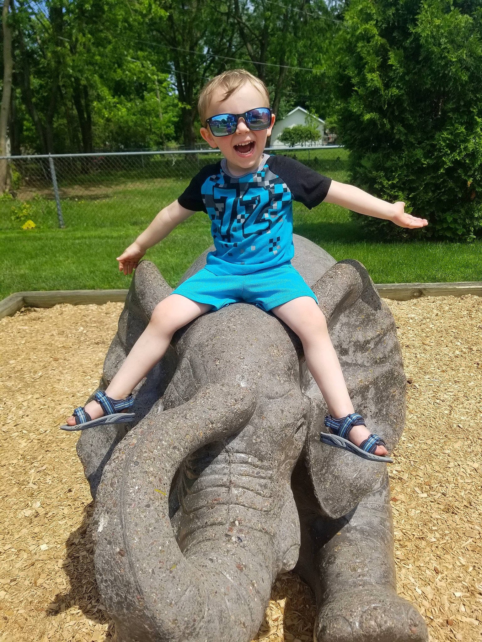 Blayze is registered to the contest to win money with this photo: art, elephant, elephants_and_mammoths, fun, person, recreation, statue, terrestrial_animal, vacation, zoo