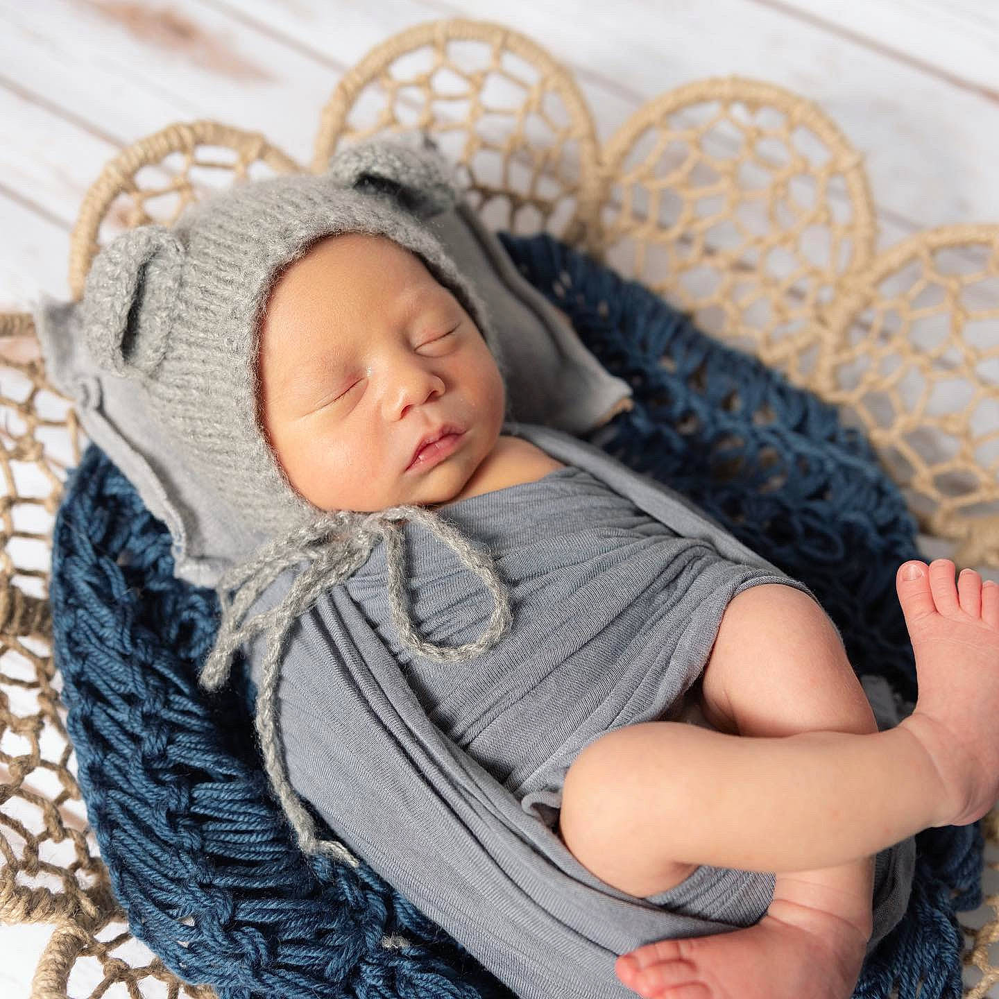 Benji is registered to the contest to win money with this photo: baby, baby_sleeping, beanie, beauty, bonnet, child, crochet, headgear, knitting, nap, outerwear, person, photograph, photography, skin, sleep, toddler, wool