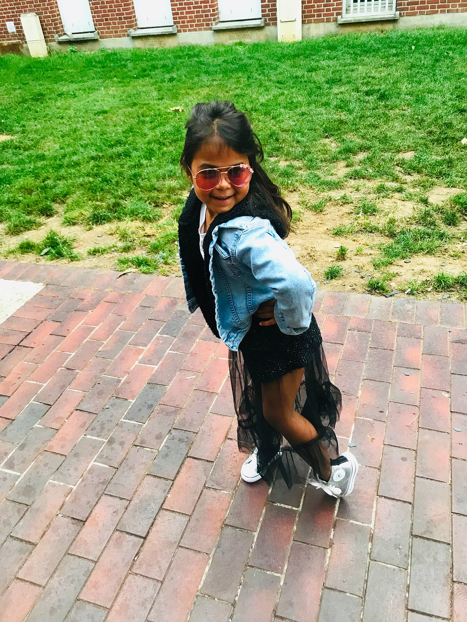 Maïna a rejoint le concours — aidez-le/la à gagner de superbes lots ! child, person, snapshot