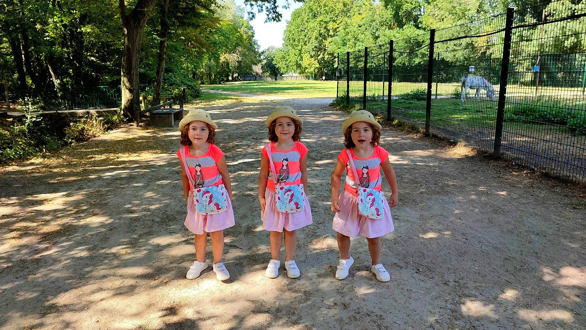 Evelina participe au concours pour gagner de l'argent avec cette photo : child, dress, event, footwear, forest, fun, grass, headwear, joy, landscape, leaf, leisure, nature_reserve, people_in_nature, person, plant, recreation, shoe, soil, tree