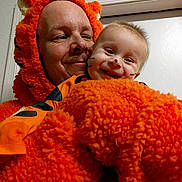 Lyrik is registered to the contest to win money with this photo:
