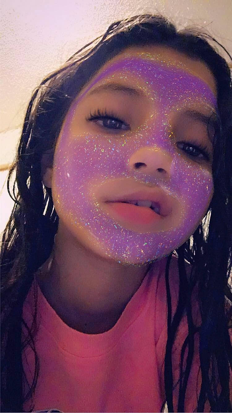 Itzamar is registered to the contest to win money with this photo: cheek, chin, eye_liner, eye_shadow, eyebrow, eyelash, facial_expression, flash_photography, forehead, hair, head, iris, jaw, lip, lipstick, makeover, mouth, nose, person, purple