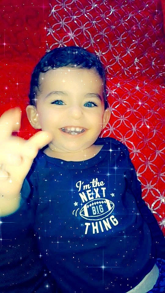 Mikail a rejoint le concours — aidez-le/la à gagner de superbes lots ! cheek, child, face, forehead, fun, happy, head, joy, nose, person, red, smile, toddler