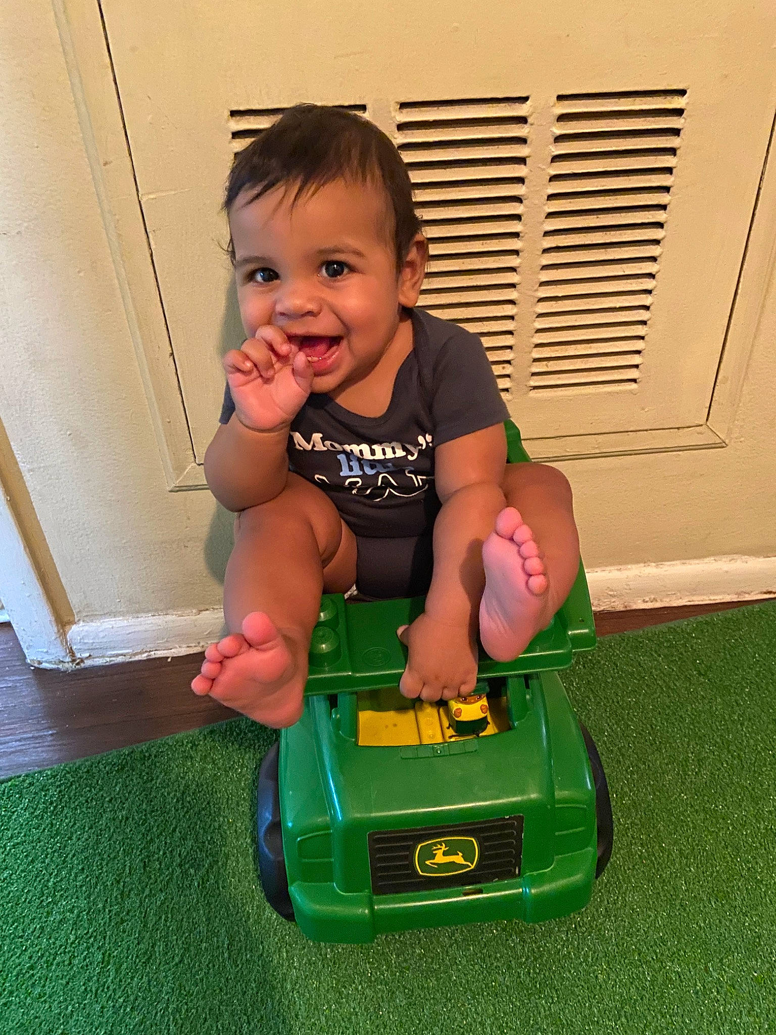 Adriel is registered to the contest to win money with this photo: baby_toys, child, person, play, toddler, toy
