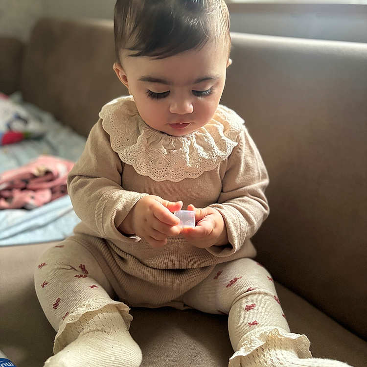 Mélina : Signification, origine, personnalité et popularité du prénom fille