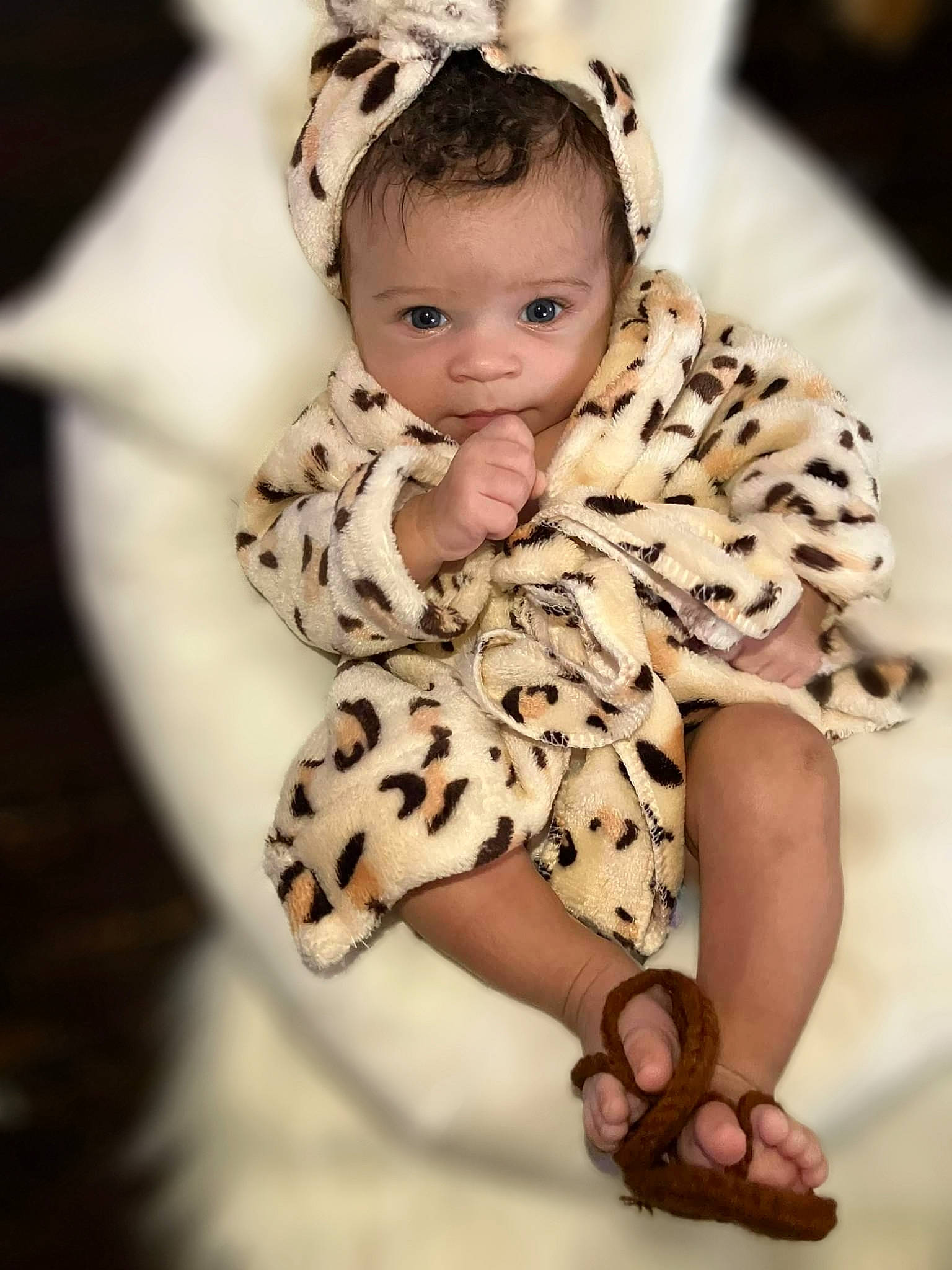 Mariana is registered to the contest to win money with this photo: baby, baby_toddler_clothing, child, day_dress, dress, face, fashion_accessory, fashion_design, flash_photography, foot, happy, headband, headpiece, human_leg, jewellery, knee, pattern, person, sleeve, thigh