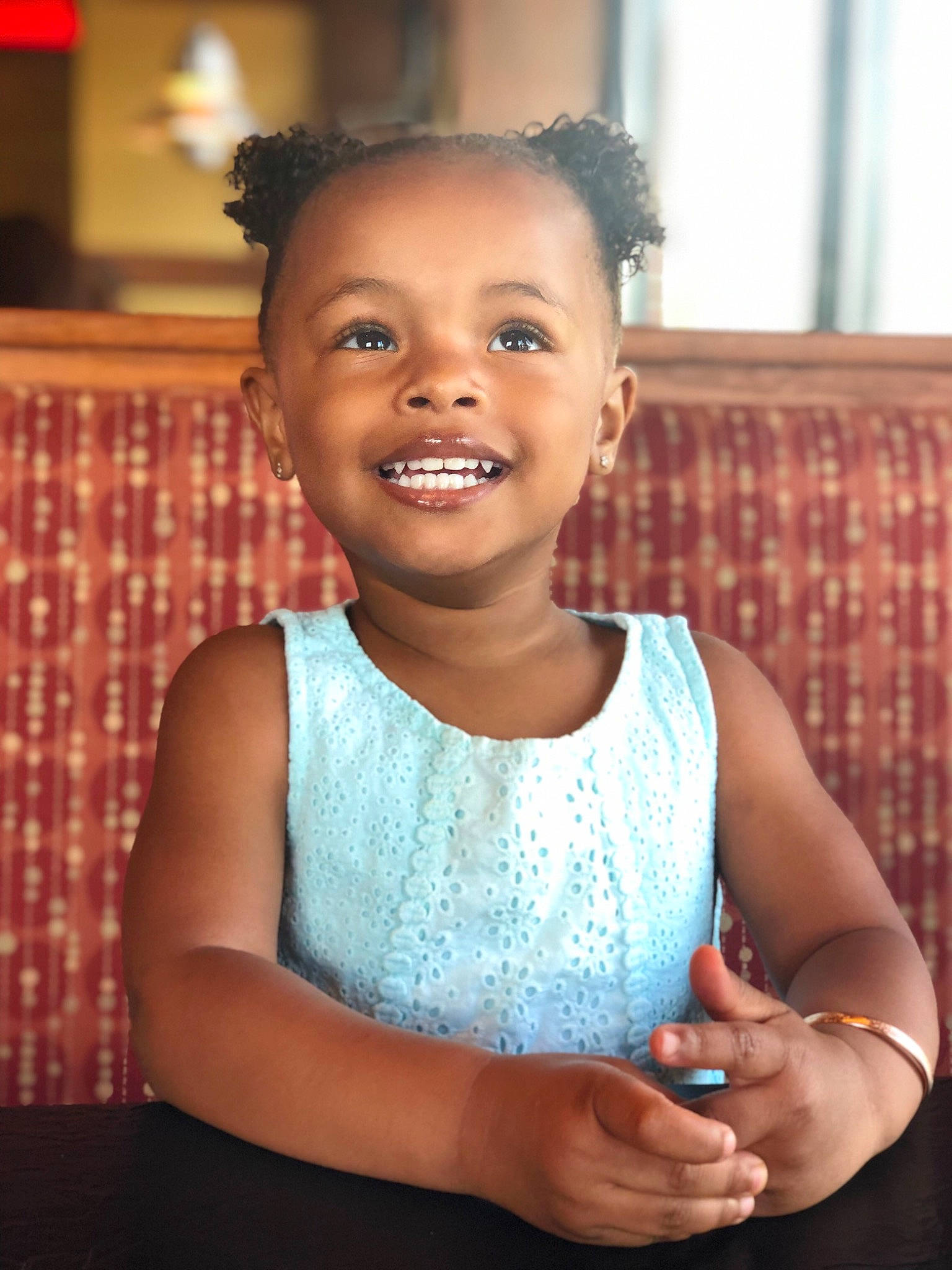 Johanna is registered to the contest to win money with this photo: child, child_model, face, facial_expression, fun, happy, joy, lip, person, skin, smile, toddler