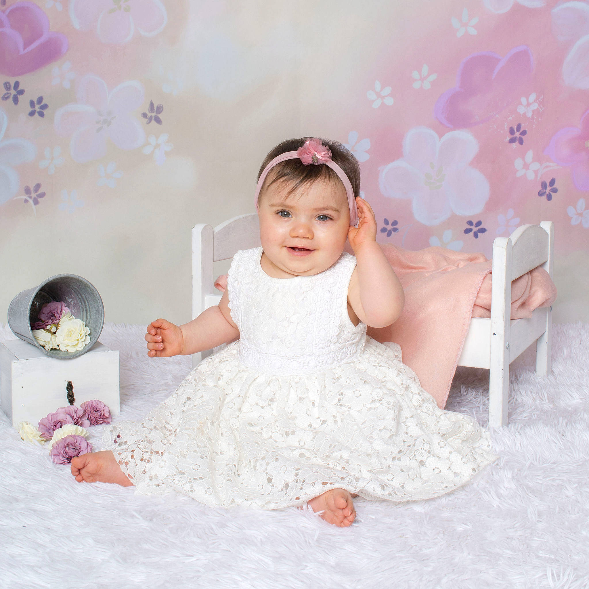 Lyna participe au concours pour gagner de l'argent avec cette photo : baby, baby_toddler_clothing, bridal_clothing, bridal_party_dress, dress, embellishment, flash_photography, gown, hairstyle, happy, headgear, headpiece, joy, person, petal, pink, skin, sleeve, smile, textile