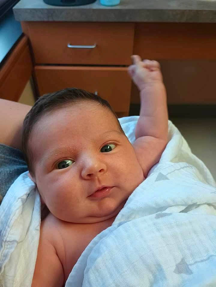 Phenyx is registered to the contest to win money with this photo: abdomen, baby, black_hair, cabinetry, cheek, chest, chest_of_drawers, comfort, drawer, elbow, eyelash, forehead, gesture, happy, neck, nose, person, product, room, thumb