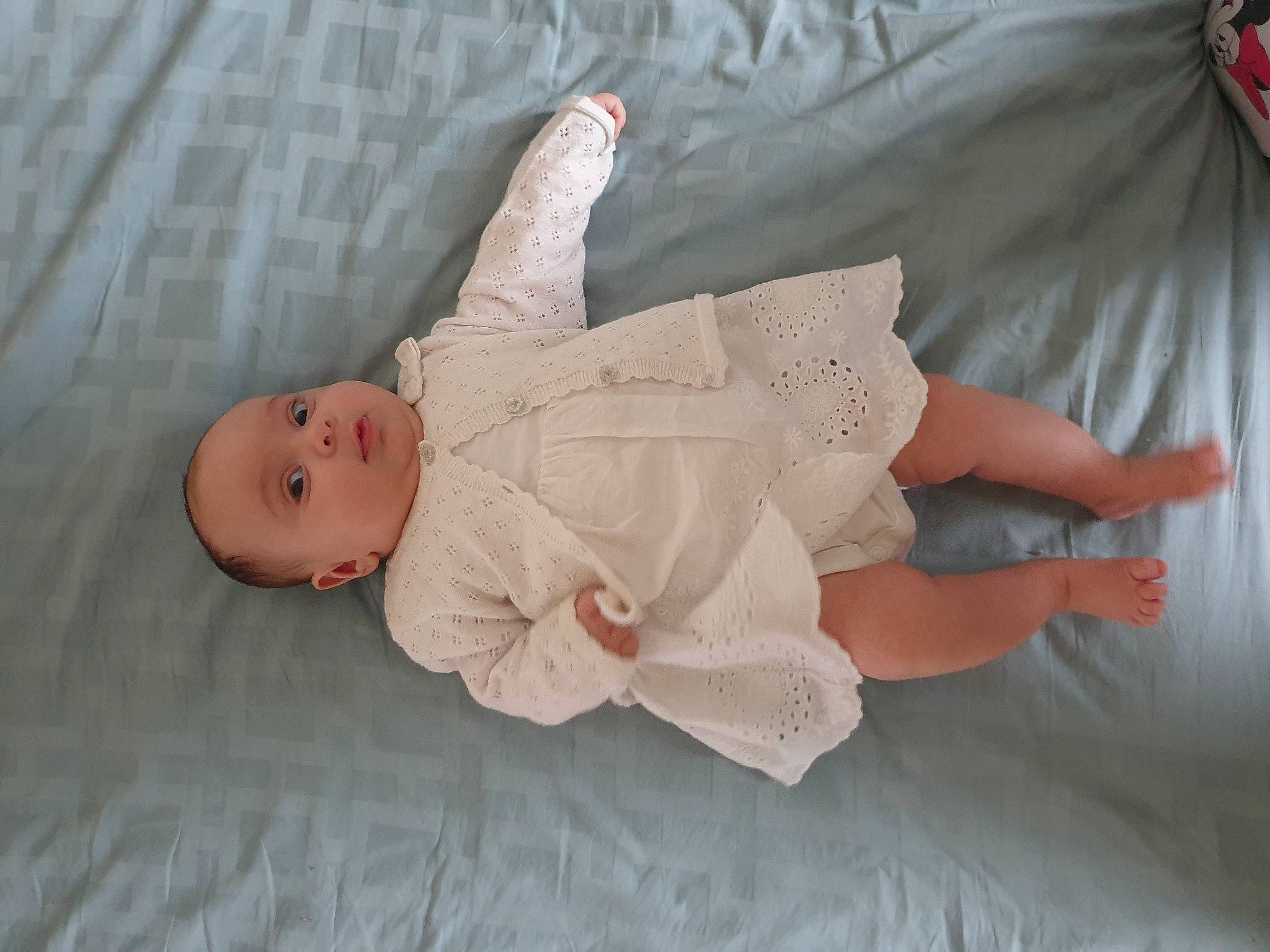 Tina participe au concours pour gagner de l'argent avec cette photo : baby, child, person, pink