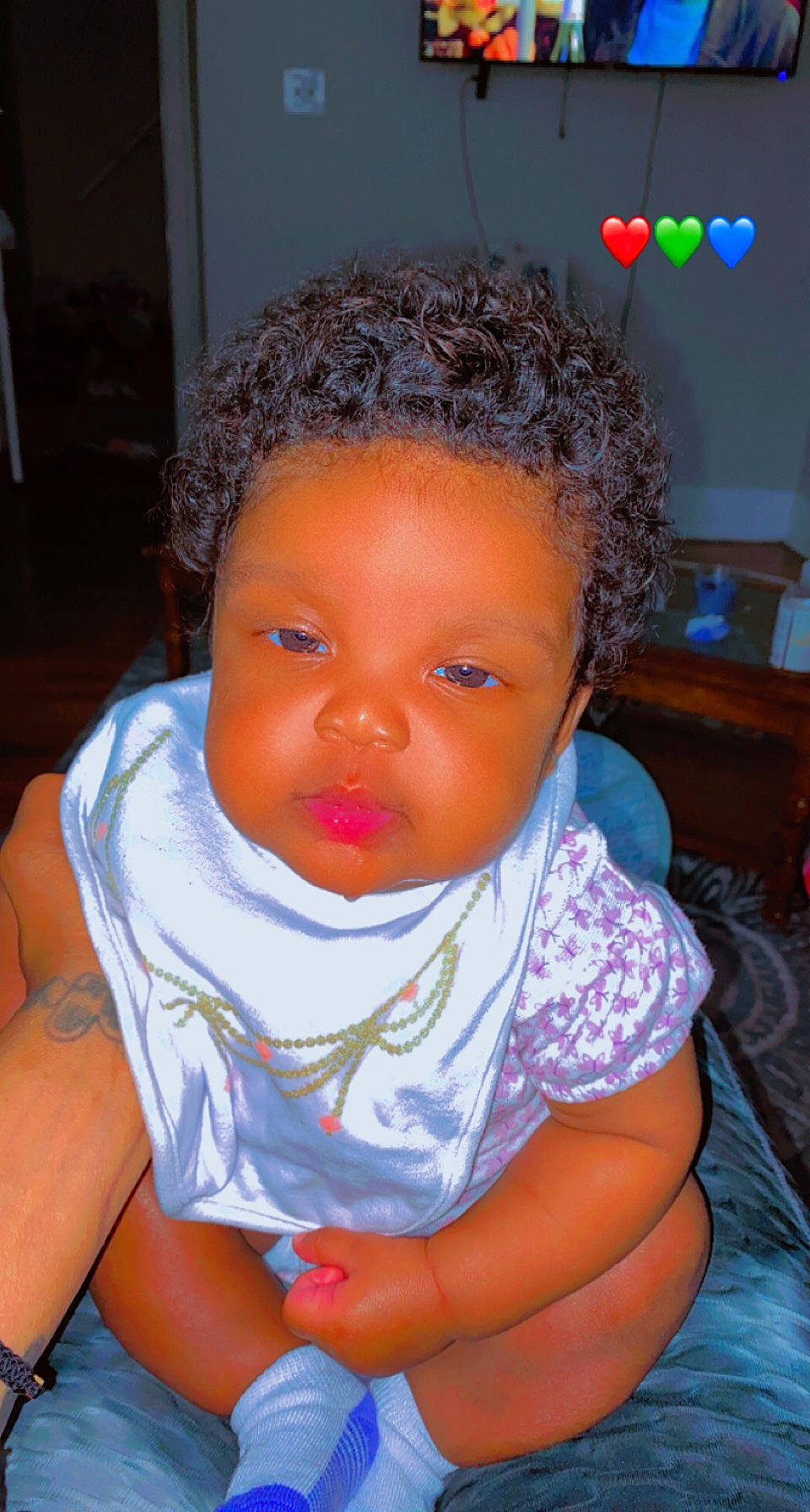 Makenzie is registered to the contest to win money with this photo: afro, cheek, chin, ear, eye, eyebrow, eyelash, finger, forehead, fun, hair, hairstyle, happy, head, iris, lip, mouth, nose, person, skin