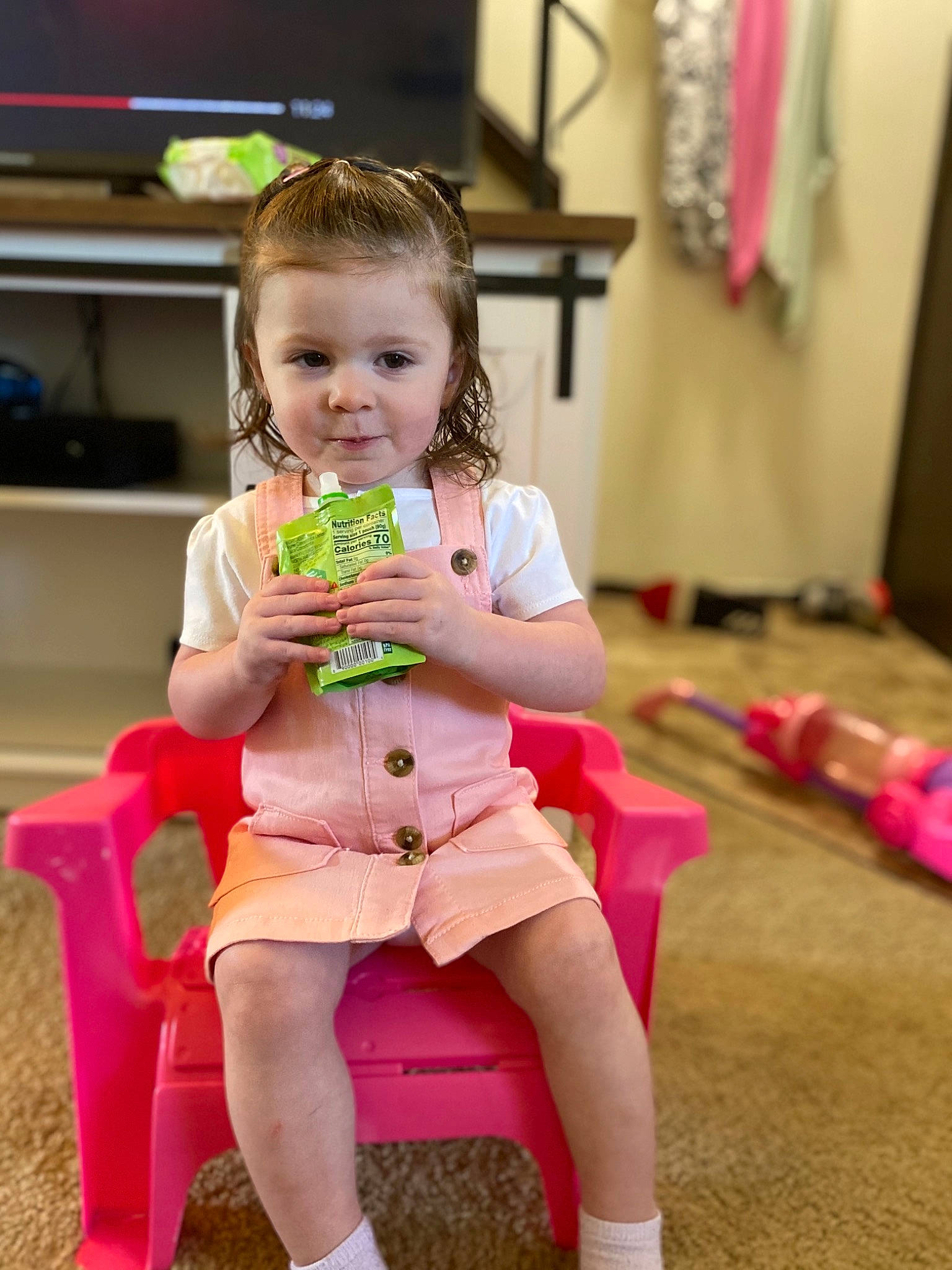 Payzlee is registered to the contest to win money with this photo: baby, beauty, child, person, pink, play, sitting, skin, smile, toddler