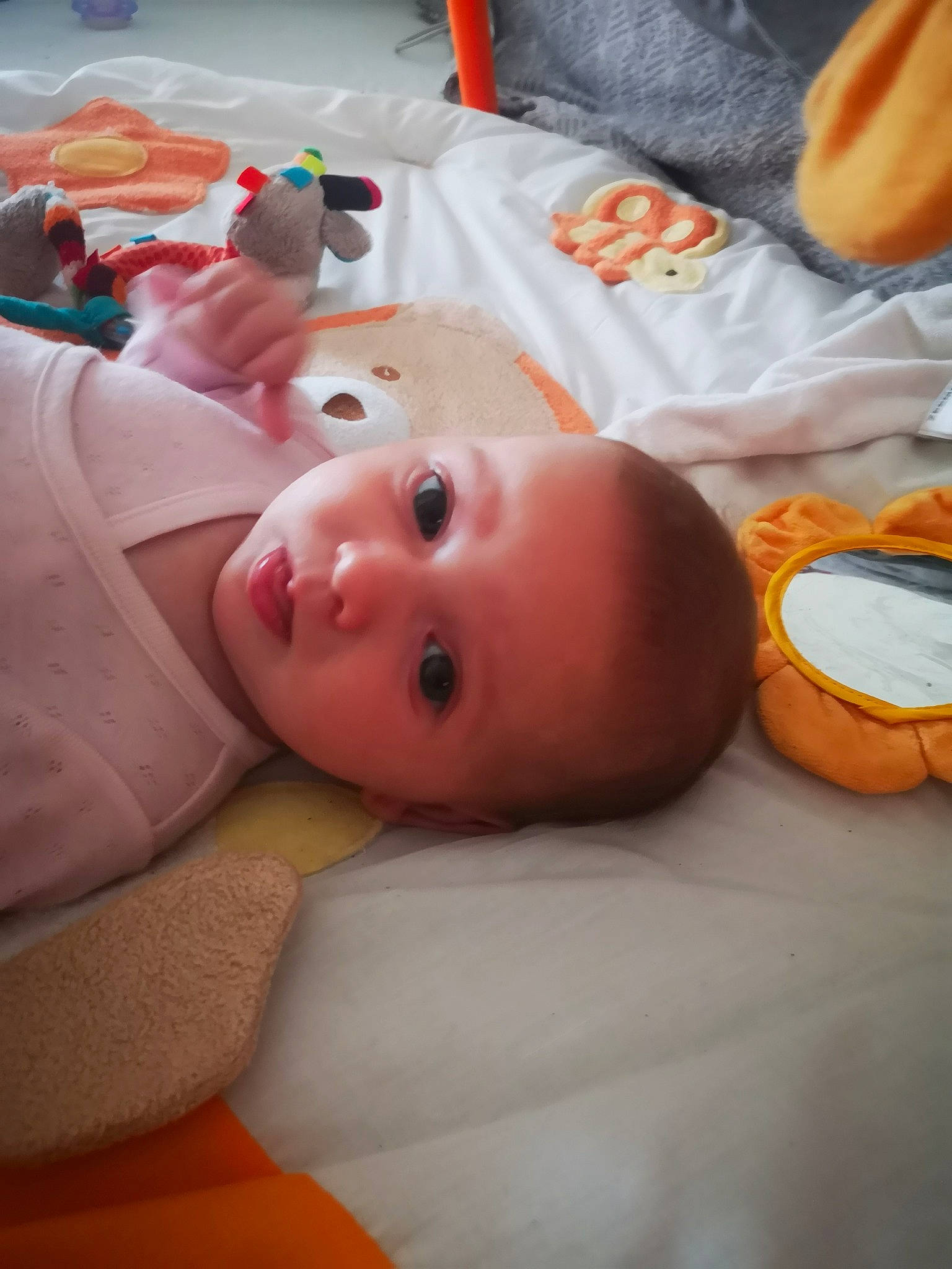 Anaë a rejoint le concours — aidez-le/la à gagner de superbes lots ! baby, cheek, child, mouth, person, skin, toddler