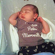 ThaÏs participe au concours pour gagner de l'argent avec cette photo :