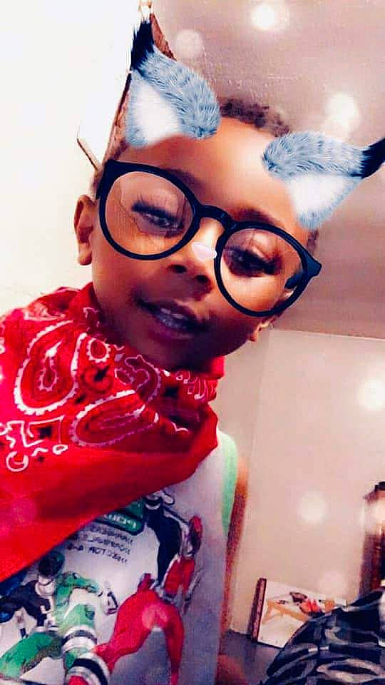 Davion is registered to the contest to win money with this photo: black_hair, carmine, child, electric_blue, entertainment, event, eyewear, fashion_accessory, fashion_design, fun, glasses, happy, lip, magenta, mask, performing_arts, person, personal_protective_equipment, pink, tradition