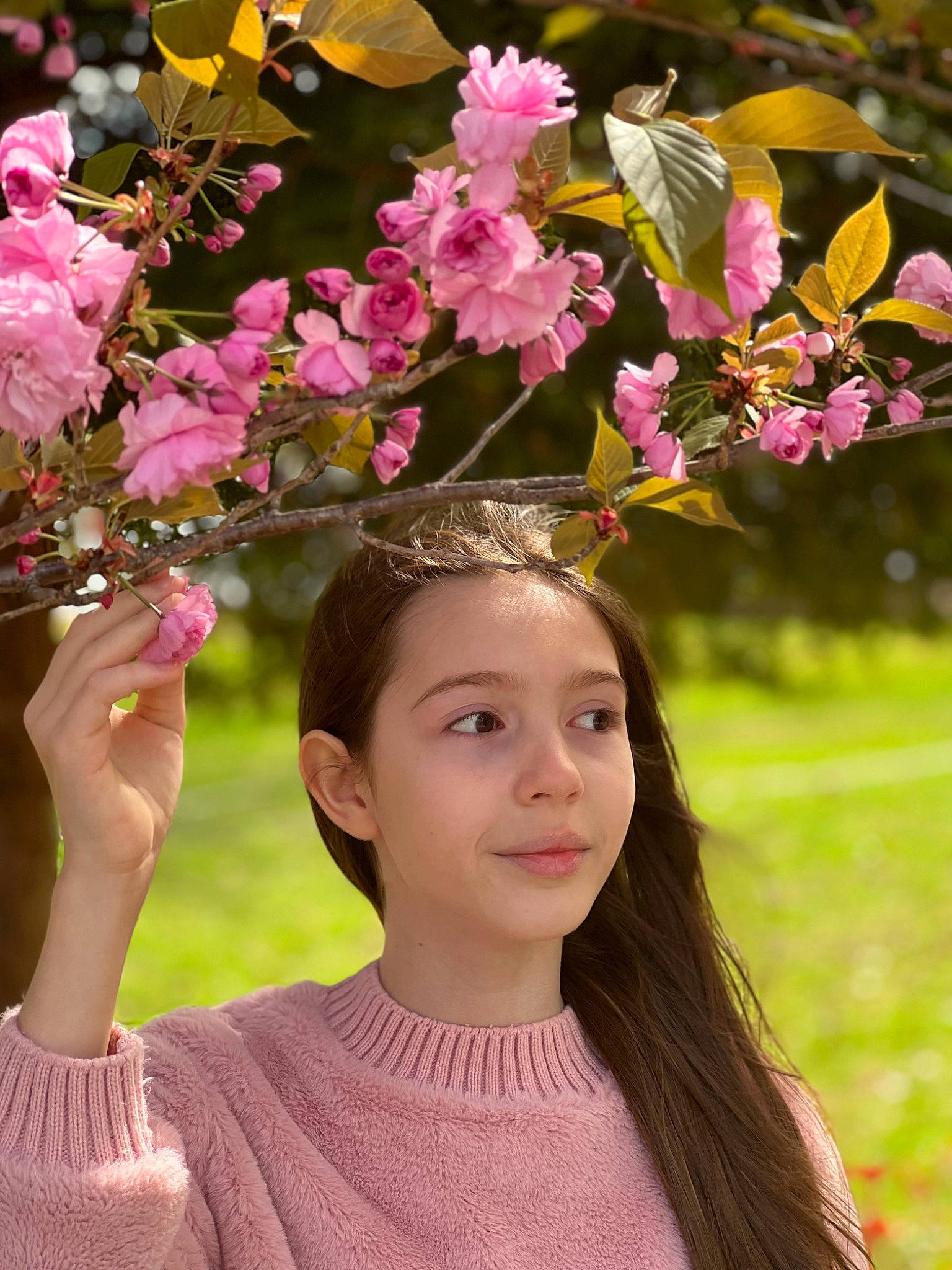 Darina joined the competition — help win amazing prizes! beauty, botany, branch, event, flower, flowering_plant, gesture, happy, headband, headpiece, jewellery, joy, lei, magenta, people_in_nature, person, petal, pink, plant, snapshot