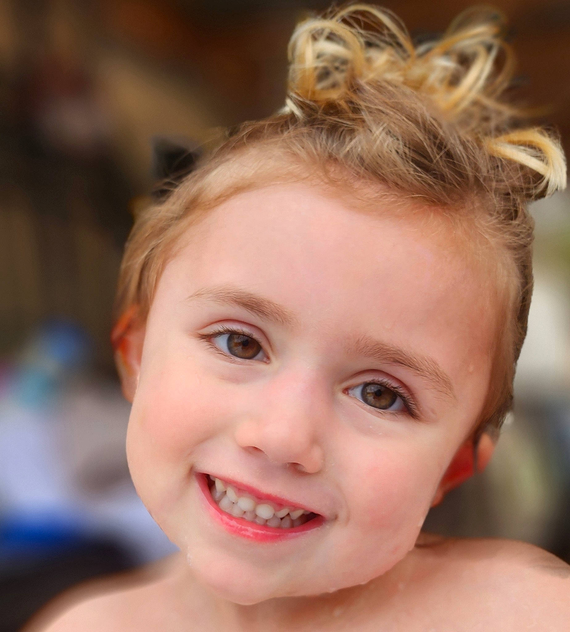 Laura is registered to the contest to win money with this photo: beauty, blond, cheek, chin, ear, eyebrow, eyelash, flash_photography, forehead, happy, iris, jaw, joy, lip, neck, nose, person, shoulder, skin, smile