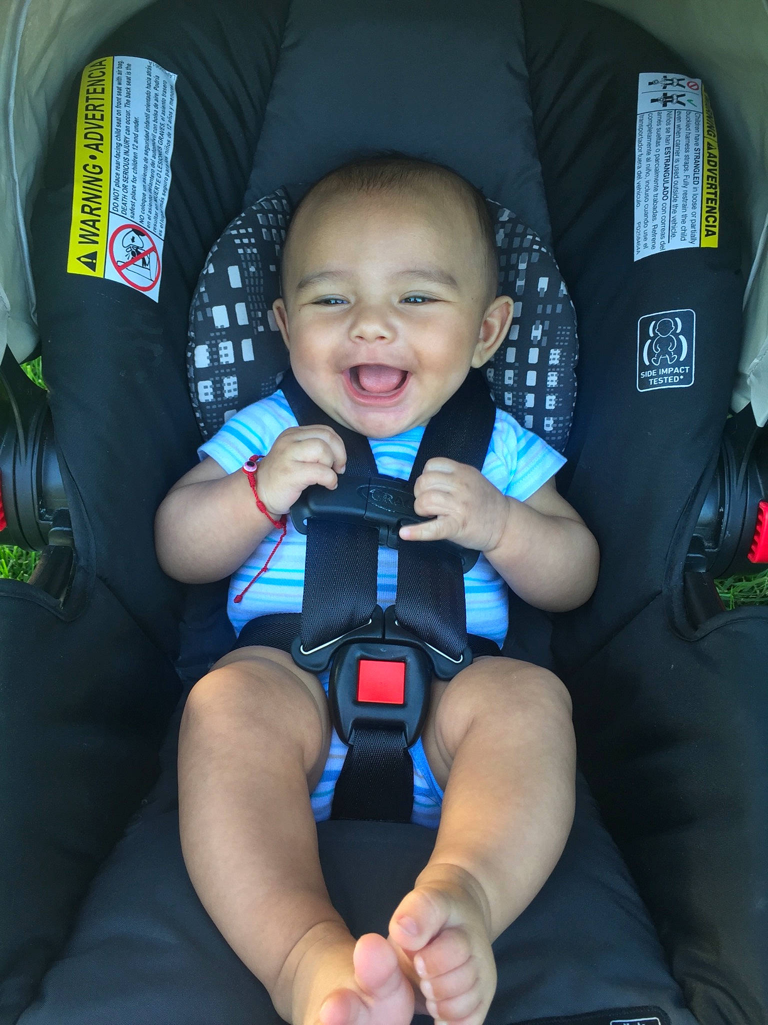 Esaias is registered to the contest to win money with this photo: auto_part, baby, baby_carriage, baby_in_car_seat, baby_products, car_seat, child, comfort, hand, joy, person, product, seat_belt, toddler, vacation