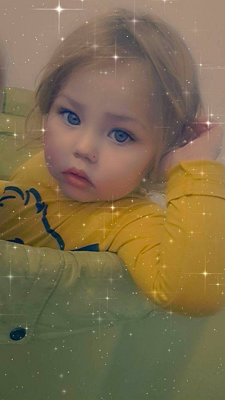 Ilyana a rejoint le concours — aidez-le/la à gagner de superbes lots ! cheek, child, close_up, eye, face, facial_expression, flash_photography, freezing, fun, happy, illustration, leisure, nose, people_in_nature, person, skin, sky, space, toddler, water