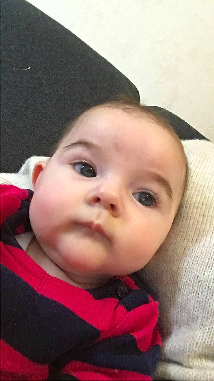 Judy a rejoint le concours — aidez-le/la à gagner de superbes lots ! baby, beauty, cheek, child, chin, close_up, ear, eye, eyebrow, face, forehead, head, lip, mouth, nose, person, photography, skin, smile, toddler