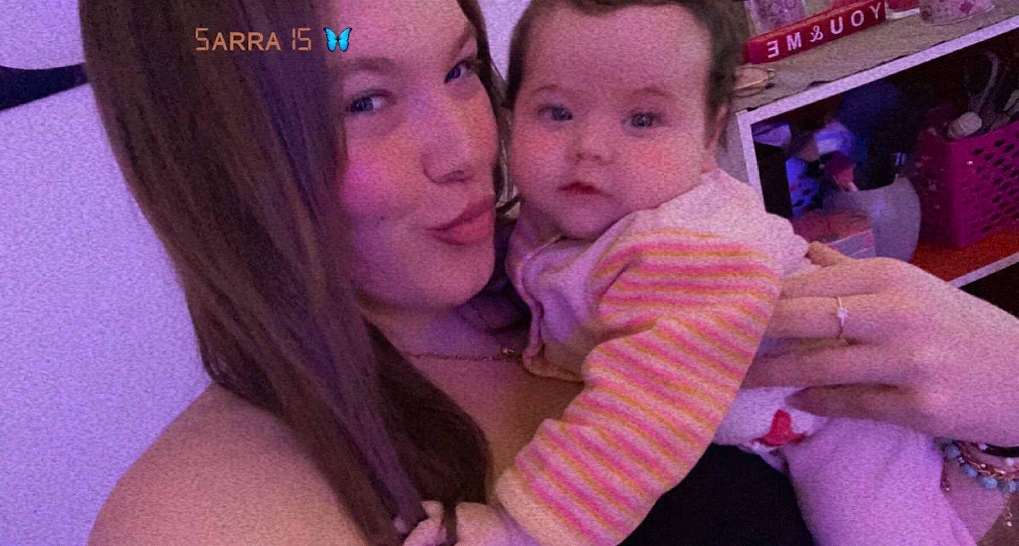 Ilyana a rejoint le concours — aidez-le/la à gagner de superbes lots ! baby, cheek, ear, eye, eyebrow, face, finger, gesture, hair, happy, head, iris, lip, mouth, nose, person, pink, purple, skin, smile