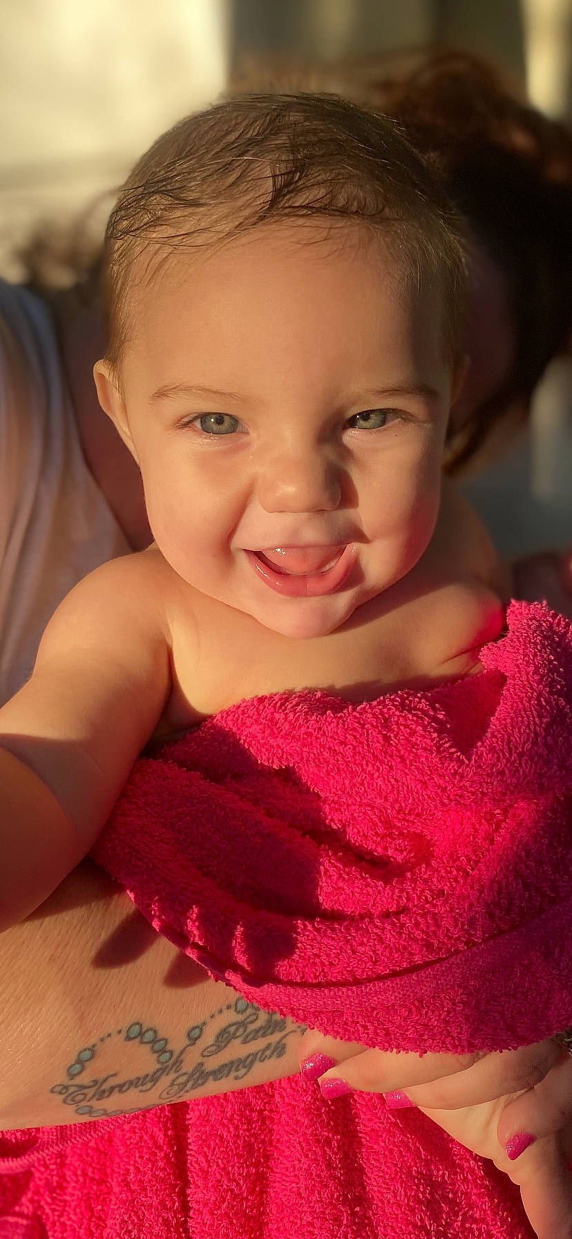 Ember Lynn joined the competition — help win amazing prizes! arm, cheek, chin, eyebrow, eyelash, face, flash_photography, gesture, hand, happy, iris, joy, lip, mouth, muscle, neck, nose, organ, person, shoulder