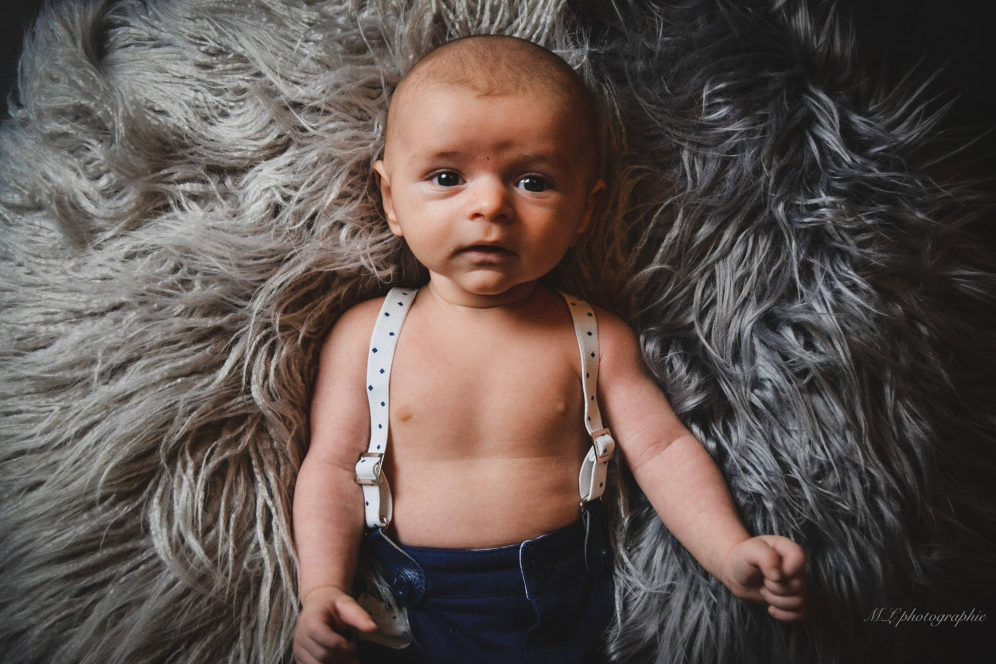 Nando participe au concours pour gagner de l'argent avec cette photo : abdomen, baby, barechested, body_jewelry, chest, child_model, flash_photography, fur, iris, jewellery, natural_material, person, portrait_photography, skin, stock_photography, stomach, trunk