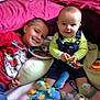 Nolan participe au concours pour gagner de l'argent avec cette photo :