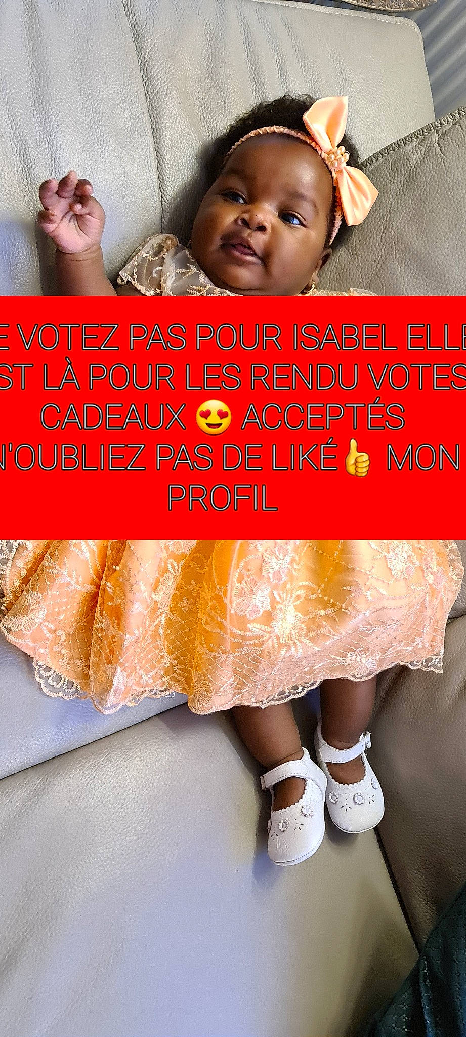 Isabel a rejoint le concours — aidez-le/la à gagner de superbes lots ! baby, baby_toddler_clothing, beauty, child, dress, face, font, happy, human_leg, leg, pattern, person, photo_caption, photograph, product, shorts, sleeve, smile, thigh, toddler