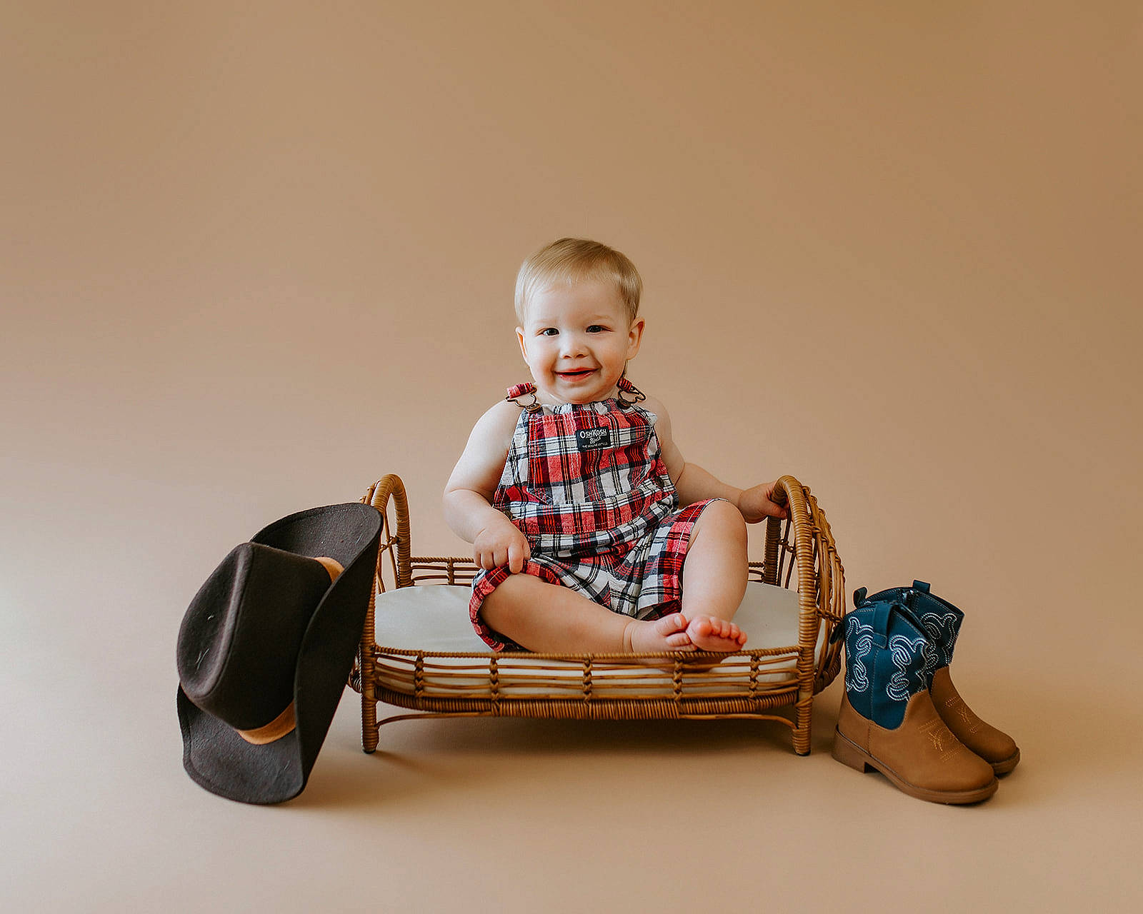Wesley is registered to the contest to win money with this photo: automotive_design, automotive_tire, baby, baby_products, baby_toddler_clothing, baby_toys, comfort, couch, happy, human_body, joy, motor_vehicle, person, sitting, smile, tire, toddler, toy, vehicle, vehicle_door