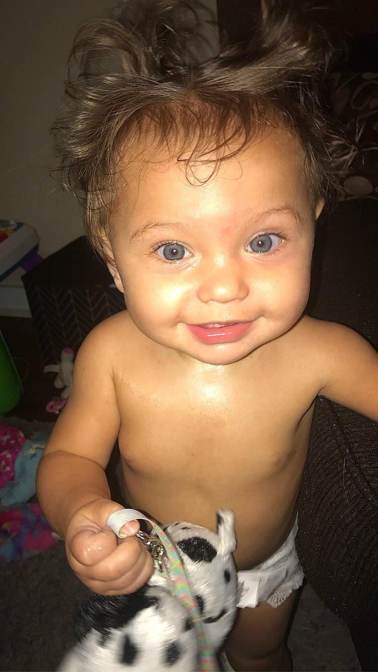 Nella is registered to the contest to win money with this photo: baby, baby_bathing, baby_toddler_clothing, barechested, bathing, bracelet, cheek, chest, child, child_model, eyebrow, forehead, hairstyle, iris, muscle, organ, person, skin, stomach, toddler