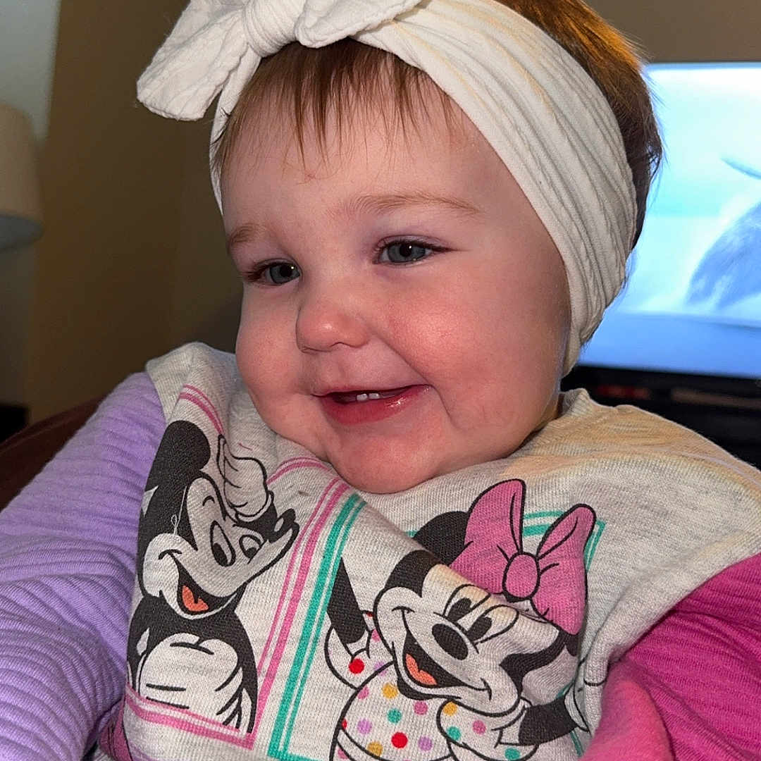 Kayleigh is registered to the contest to win money with this photo: accessories, baby, clothing, computerhardware, costume, couch, cushion, electronics, face, furniture, happy, hardware, head, headband, homedecor, monitor, person, photography, portrait, screen