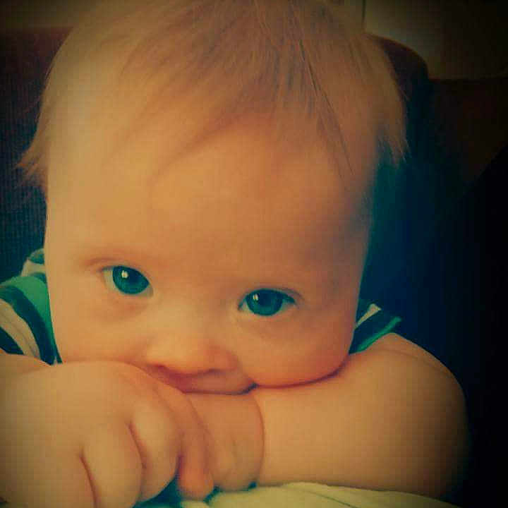Darryl is registered to the contest to win money with this photo: