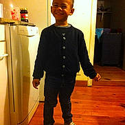 Théo a rejoint le concours — aidez-le/la à gagner de superbes lots !