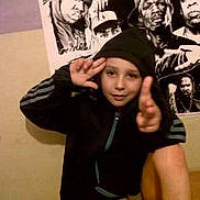 Valentin participe au concours pour gagner de l'argent avec cette photo :