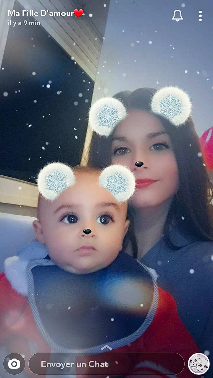 Zyad a rejoint le concours — aidez-le/la à gagner de superbes lots ! child, person, photography, photomontage, sky, smile, space