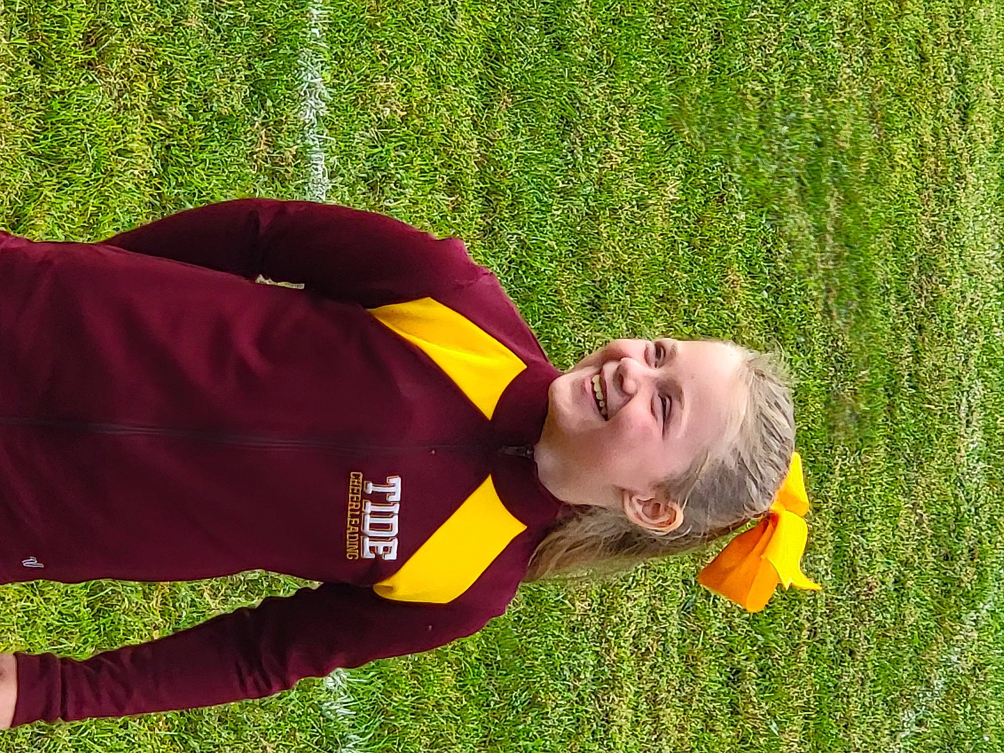 Adleigh is registered to the contest to win money with this photo: competition_event, football_player, fun, grass, grassland, happy, jersey, joy, people_in_nature, person, player, recreation, sleeve, smile, soccer, soccer_ball, sports, sportswear, t_shirt, team
