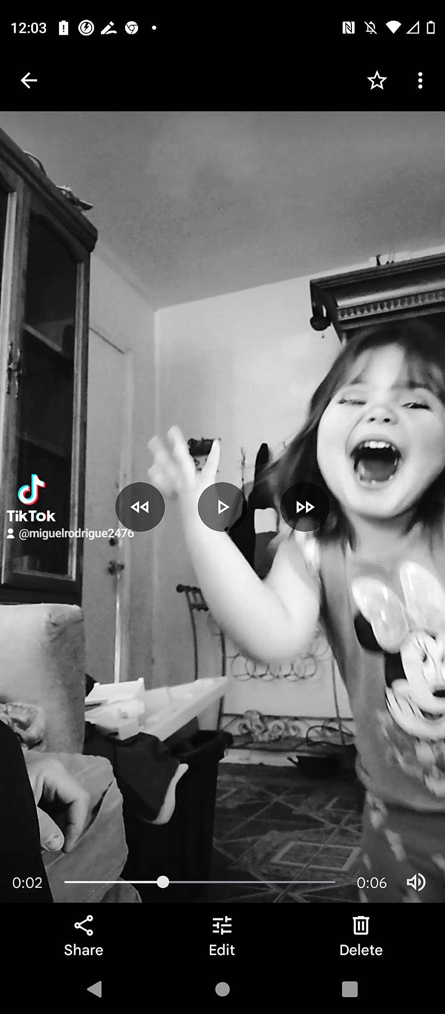 Evelynn is registered to the contest to win money with this photo: audio_equipment, black, black_and_white, event, eyelash, eyewear, flash_photography, fun, gesture, hand, happy, monochrome, monochrome_photography, person, room, selfie, smile, snapshot, style, thumb