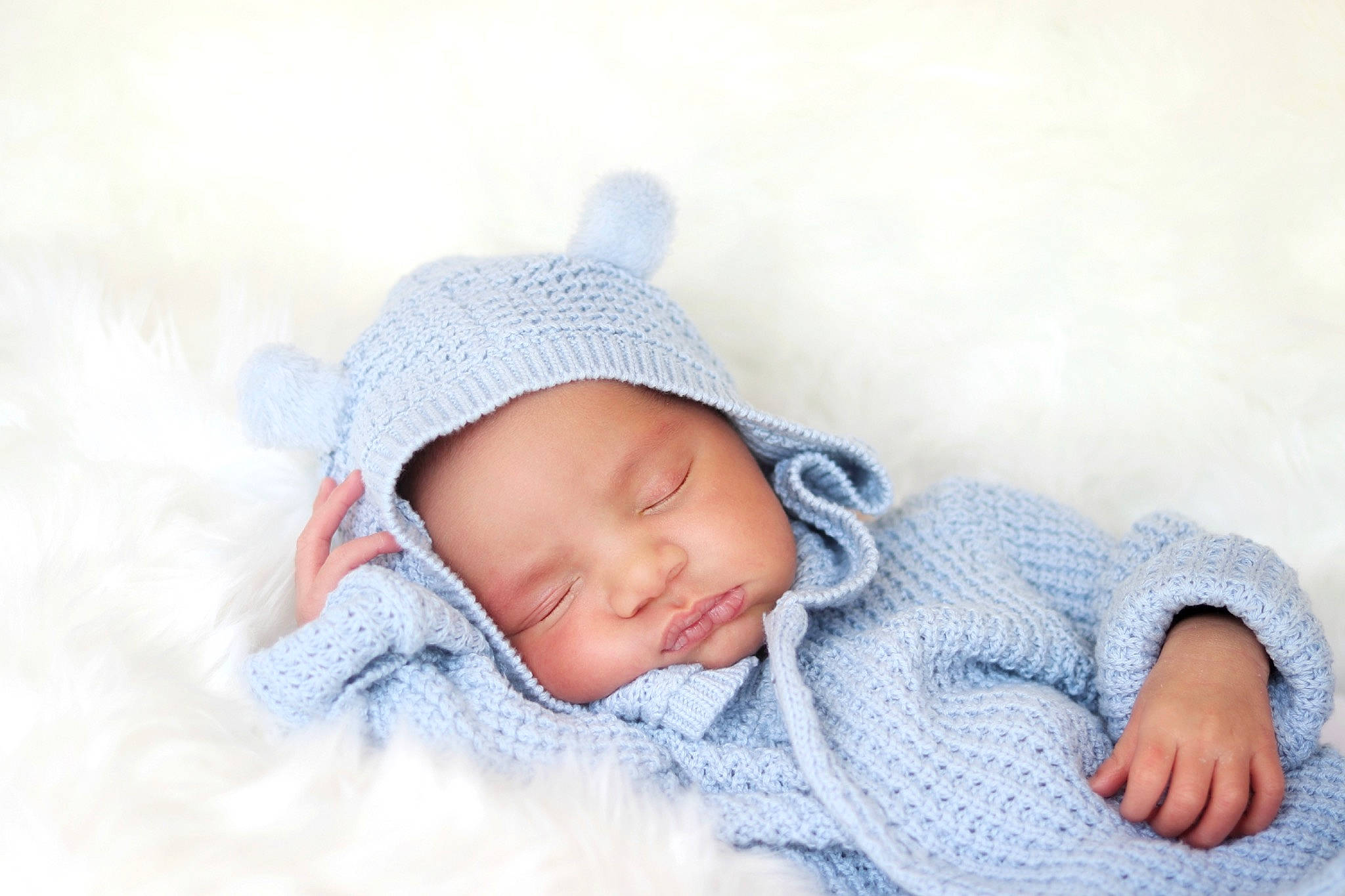 True is registered to the contest to win money with this photo: baby, baby_sleeping, beanie, bedtime, blue, bonnet, child, headgear, headwear, knitting, nap, person, photograph, photography, portrait_photography, product, sleep, textile, toddler, wool