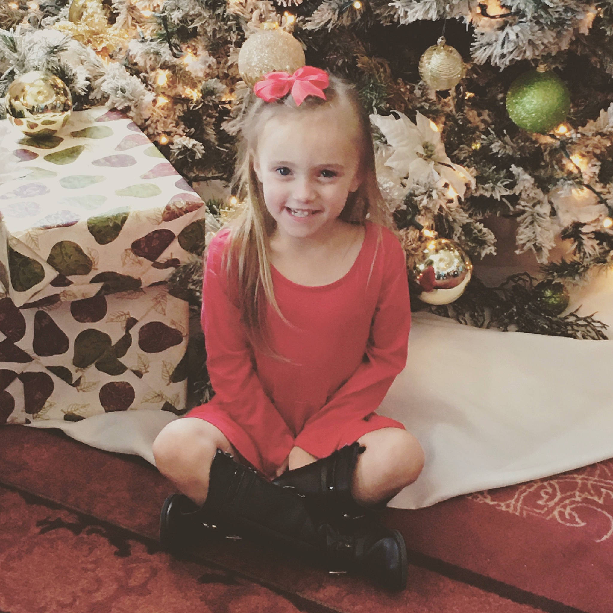 Peightyn joined the competition — help win amazing prizes! child, joy, leg, person, sitting, smile, toddler