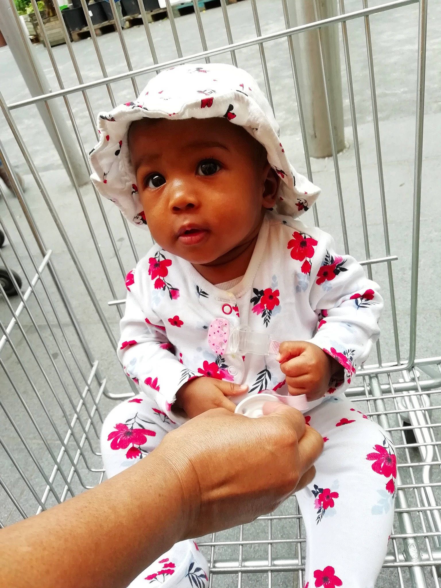 Oya a rejoint le concours — aidez-le/la à gagner de superbes lots ! baby, baby_products, baby_toddler_clothing, cheek, child, headwear, lip, person, pink, product, skin, smile, toddler