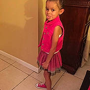 Zoellie is registered to the contest to win money with this photo: