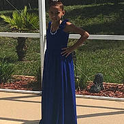 Zania is registered to the contest to win money with this photo: