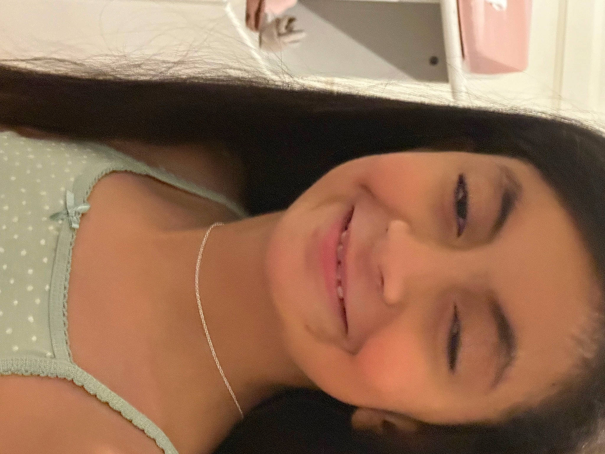 Tasnim participe au concours pour gagner de l'argent avec cette photo : black_hair, chest, dress, eyelash, eyewear, gesture, glasses, happy, human_body, jaw, joy, lip, long_hair, neck, person, plant, shoulder, skin, smile, thigh