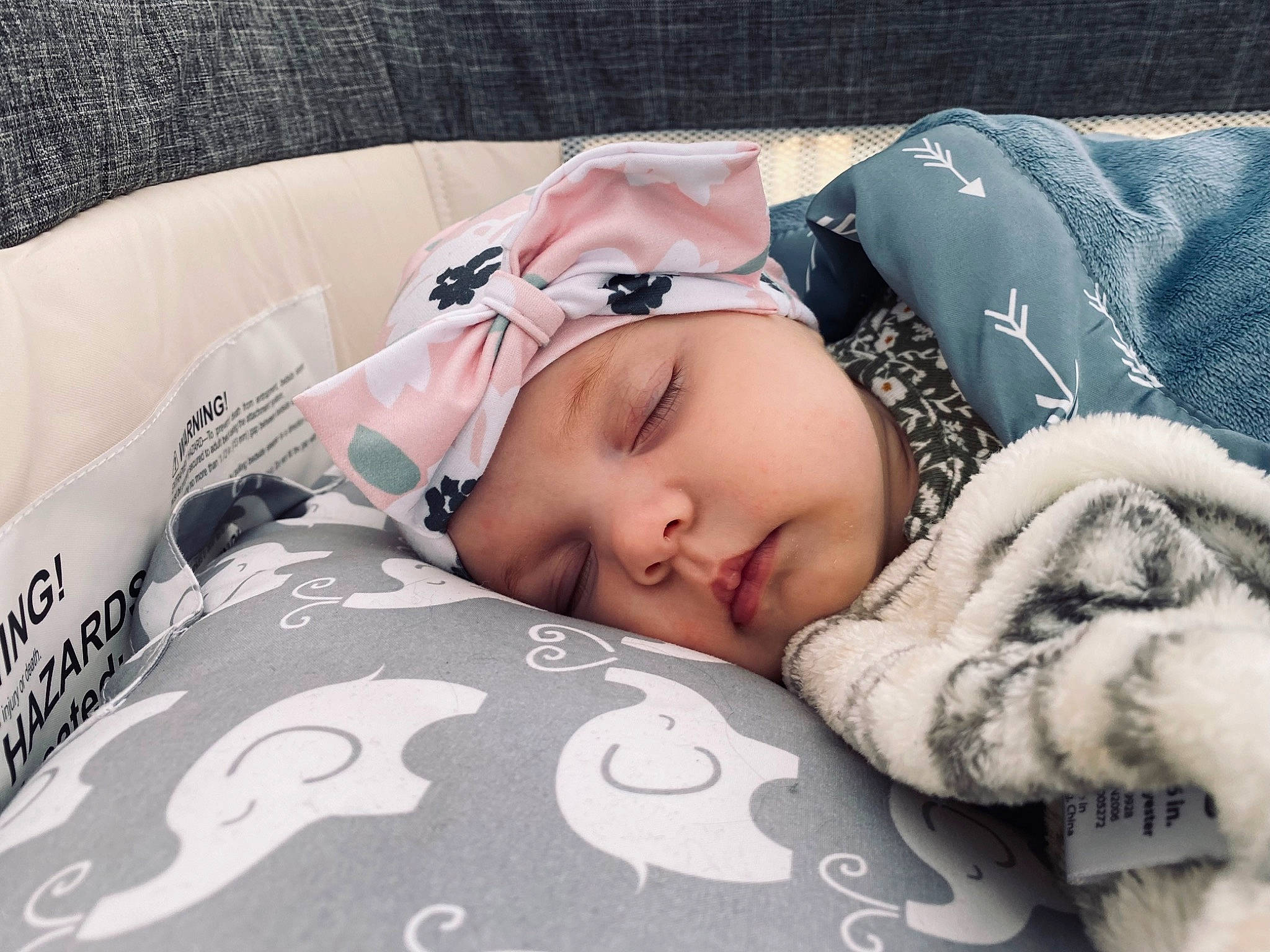 Vivianne is registered to the contest to win money with this photo: baby, baby_sleeping, bed, bed_sheet, bedding, bedtime, child, comfort, eyelash, flooring, fur, headwear, illustration, linens, nap, pattern, person, product, room, sleep