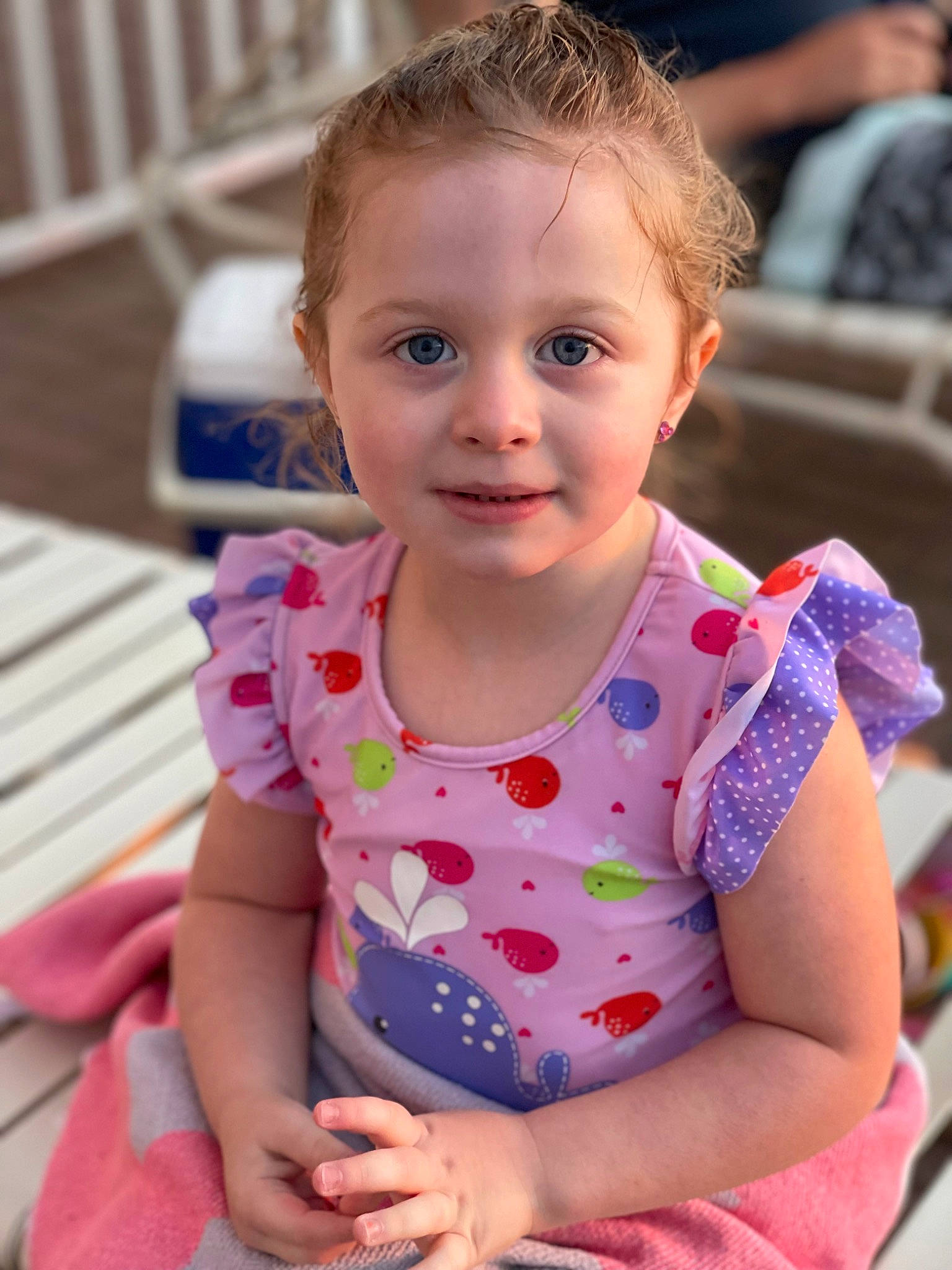 London is registered to the contest to win money with this photo: baby_toddler_clothing, blond, cheek, child, face, finger, fun, grass, hairstyle, happy, iris, joy, leisure, lip, magenta, person, pink, recreation, skin, sleeve